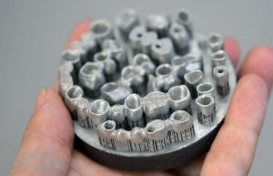 Impressão 3D multimetal avança e impulsiona indústrias